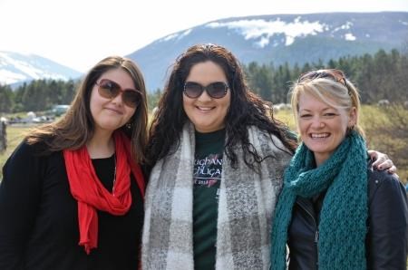 Outlanders Simone Laufer, Stefanie and Emma Bradie who visited the strath to see filming of the new series