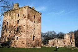 spynie castle