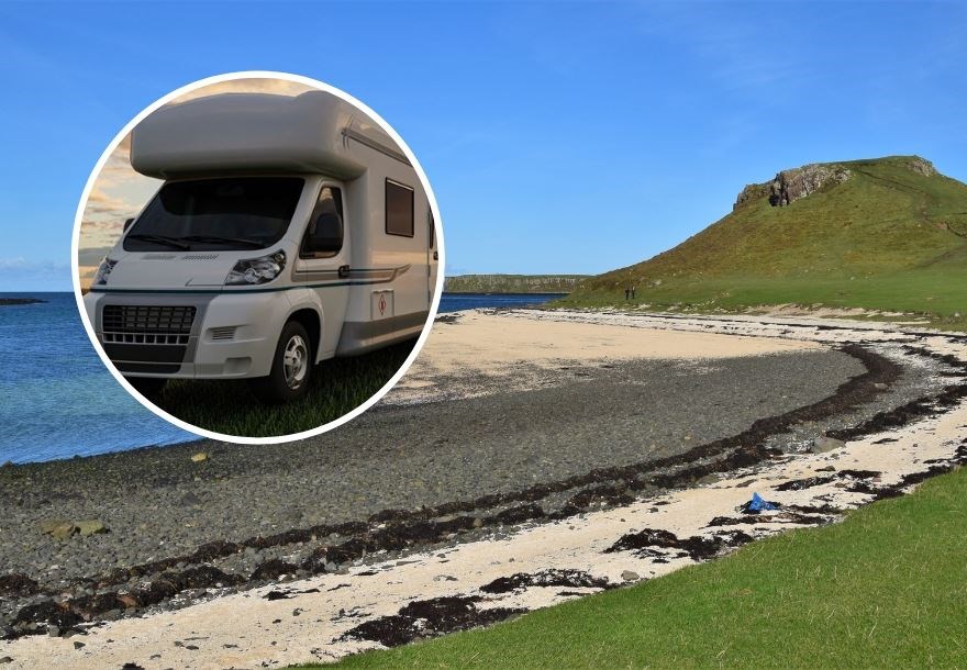 The tourist levy should be a flat or banded rate rather than based on a percentage, four of the Highlands' chambers of the commerce have argued.
