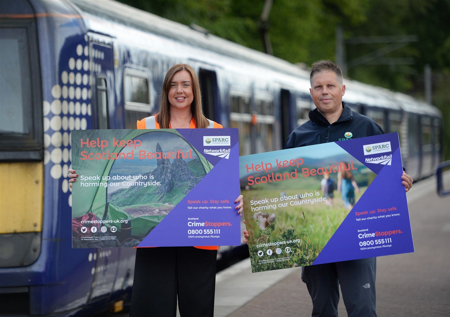 Monica McGinley, from Network Rail, and Inspector Alan Dron, from SPARC (Scottish Partnership Against Rural Crime) get the message across.