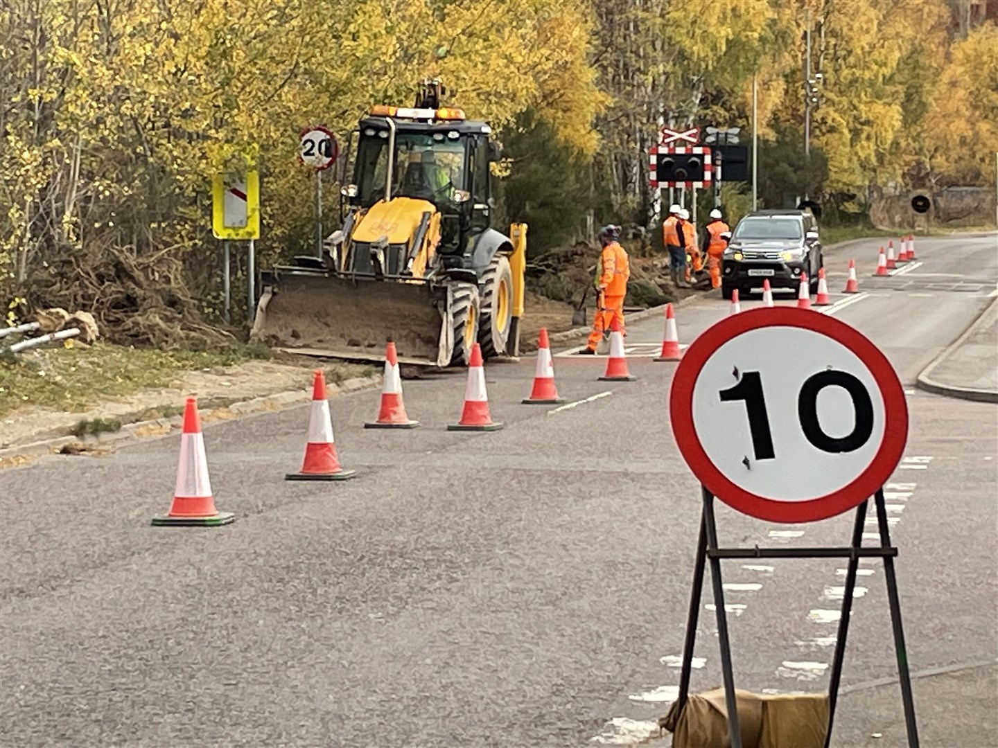 Work is now under way at the Dalfaber level crossing where an automatic half-barrier is being installed along with other improvements.