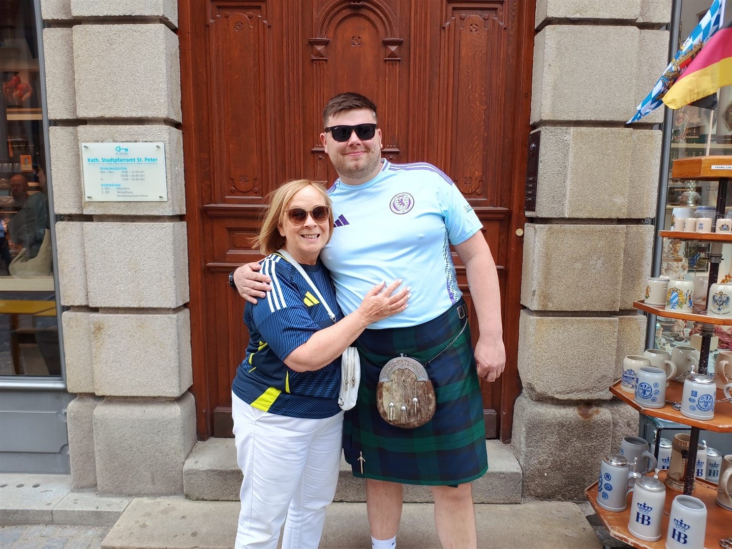 Alison Barron and Shayne MacDonald representing Scotland.