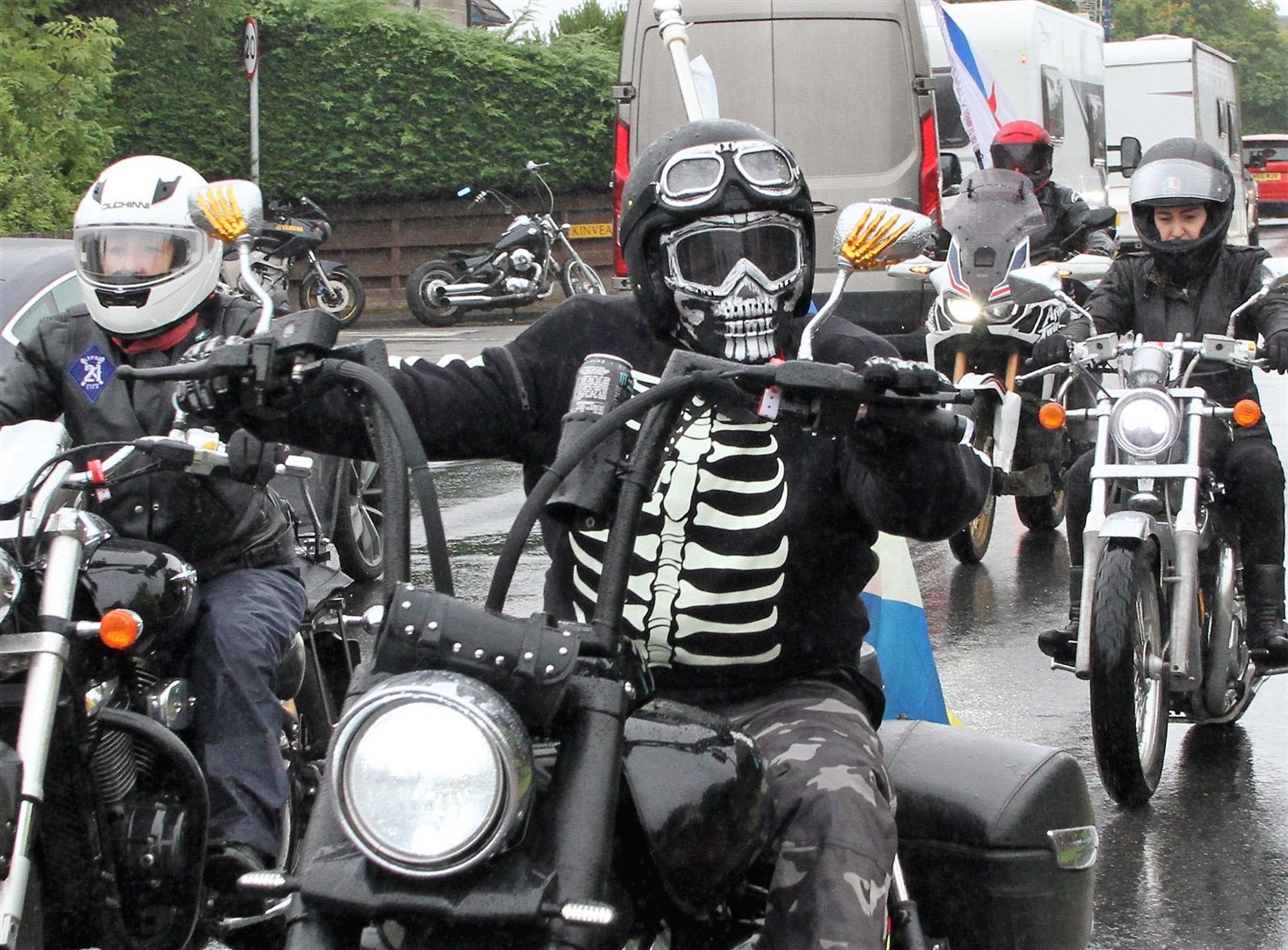 'We ain't dead yet!' say the Thunderers at Saturday's 1000-srong ride-out