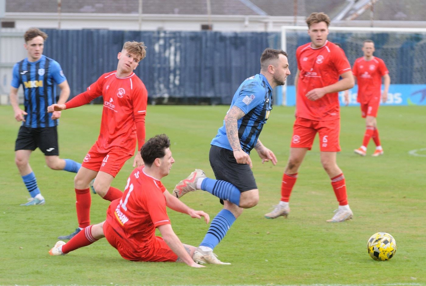 Thistle striker Paul Brindle evades his marker on Saturday. Picture: Stewart Grant.
