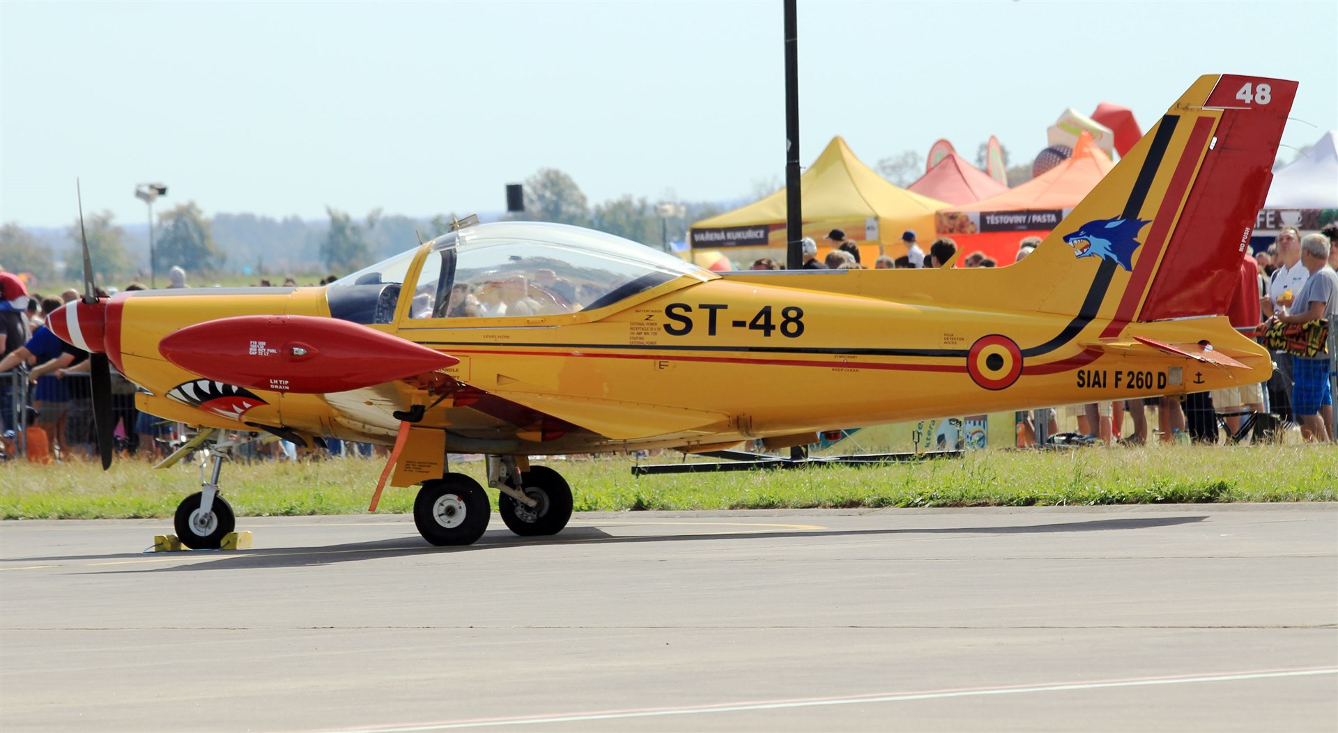The aircraft whcih carried out the flight was a Siai-Marchetti F 260-D, the same aircraft type as the one in this file photo. Picture: Karelj, CC BY-SA 3.0 <https://creativecommons.org/licenses/by-sa/3.0>, via Wikimedia Commons.