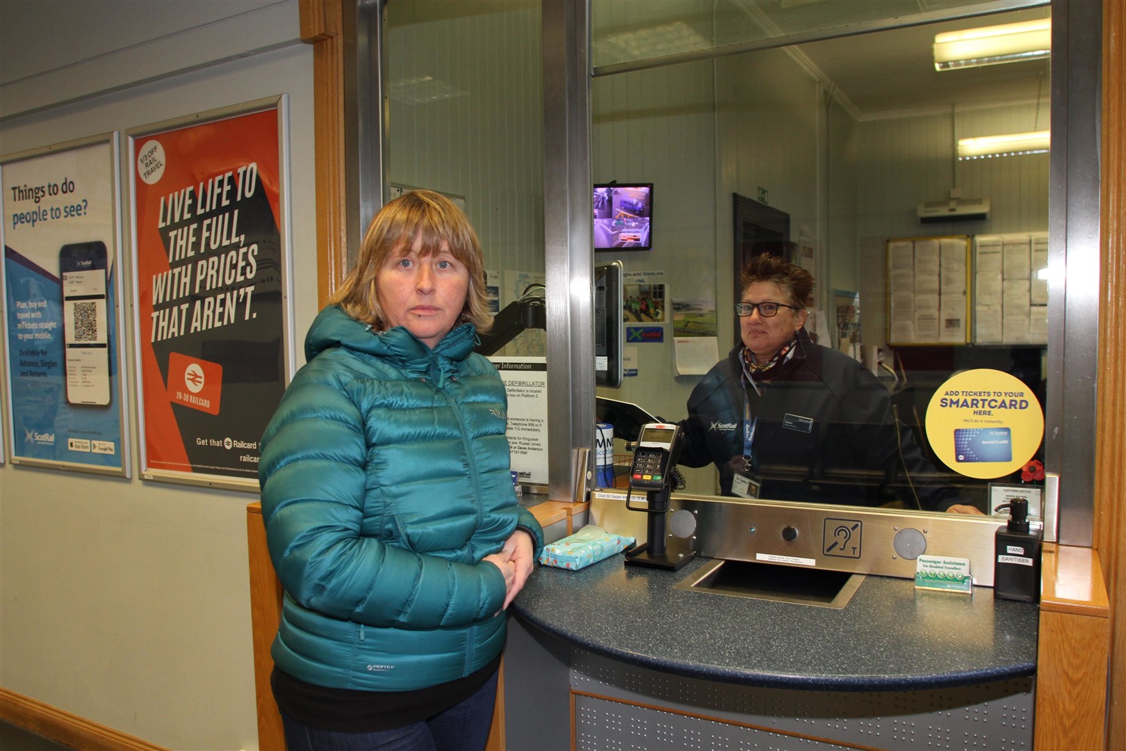 Councillor Pippa Hadley has praised the service at Kingussie Station ticket office, especially from staff member Sharon Curtis (pictured).