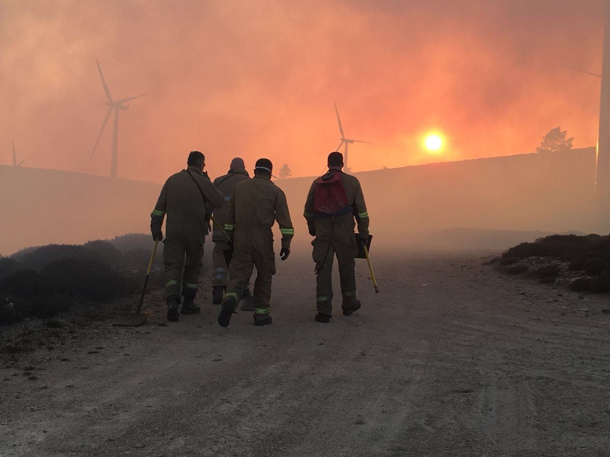 Firefighters from Carrbridge and Newtonmore at the scene of the wildfire near Aberlour. Dry conditions and high winds caused the flames to spread aggressively, affecting an estimated 50 square kilometres of gorse, grass and forestry. (Photo: Carrbridge Fire Crew)