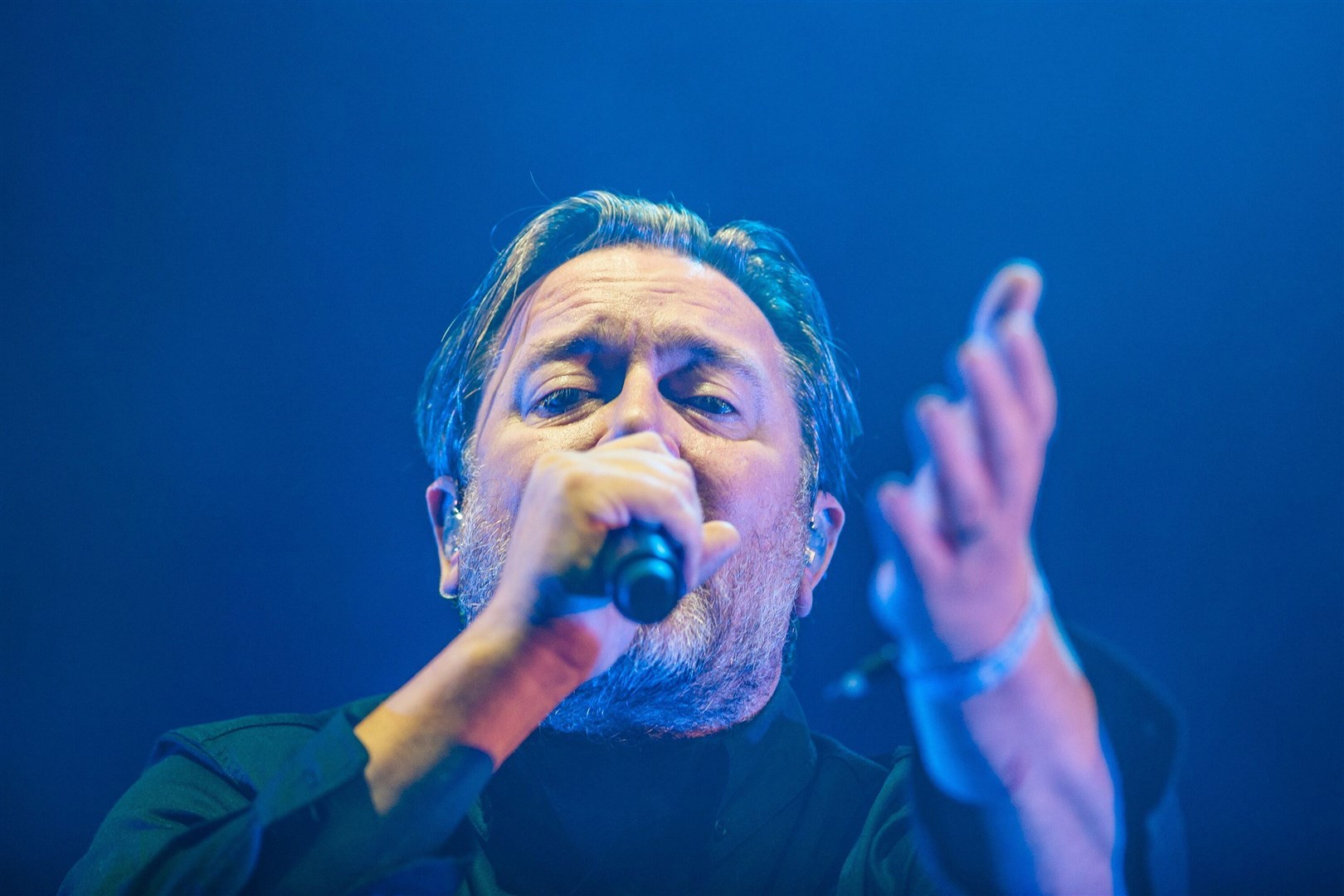 Elbow frontman Guy Garvie at this year's Bella