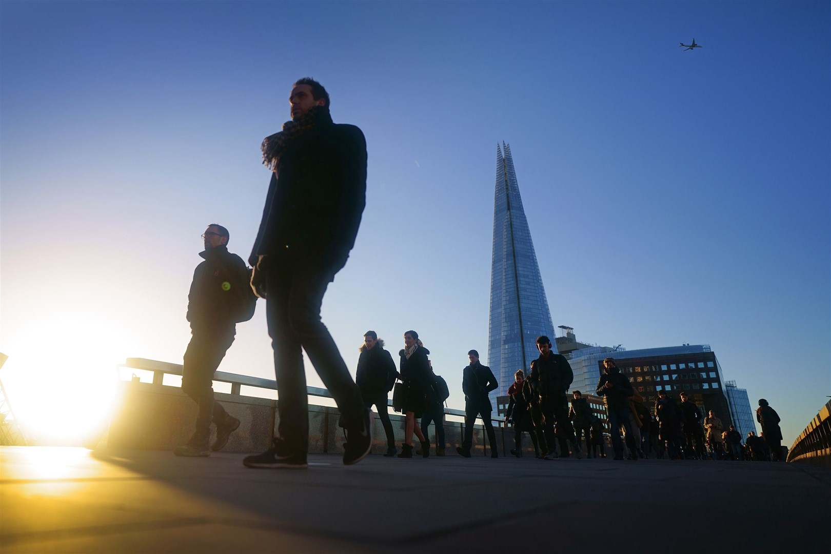 Commuters on London Bridge (Victoria Jones/PA)