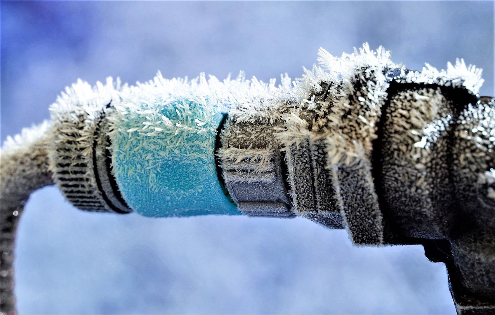 Remember to turn off outside taps is just one bit of advice to avoid issues with your water pipes this winter.