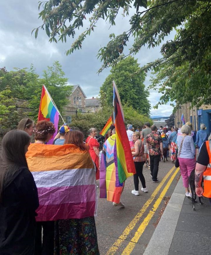 Svetlana Mackintosh heading down St Stephen's Brae.