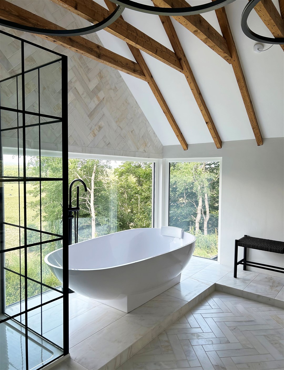 The bathroom with its stunning views and ceiling resulted in Banjo Beale having 'a moment'. Pictures: BBC Scotland.