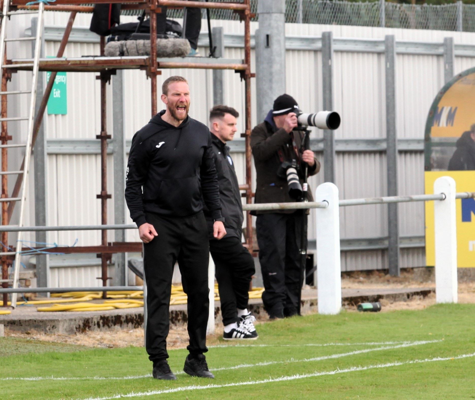 Ryan Esson on the sidelines at Seafield Park.