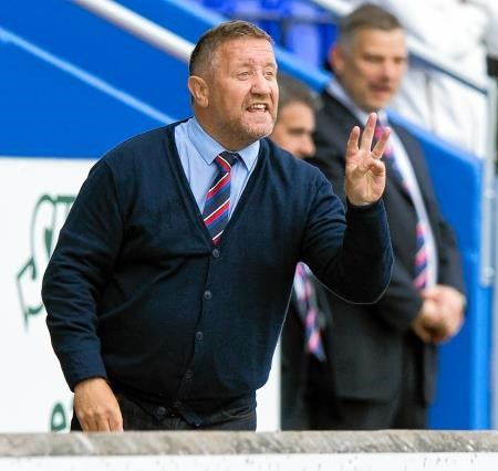 John Robertson has agreed to remain at Inverness Caledonian Thistle for another three years.