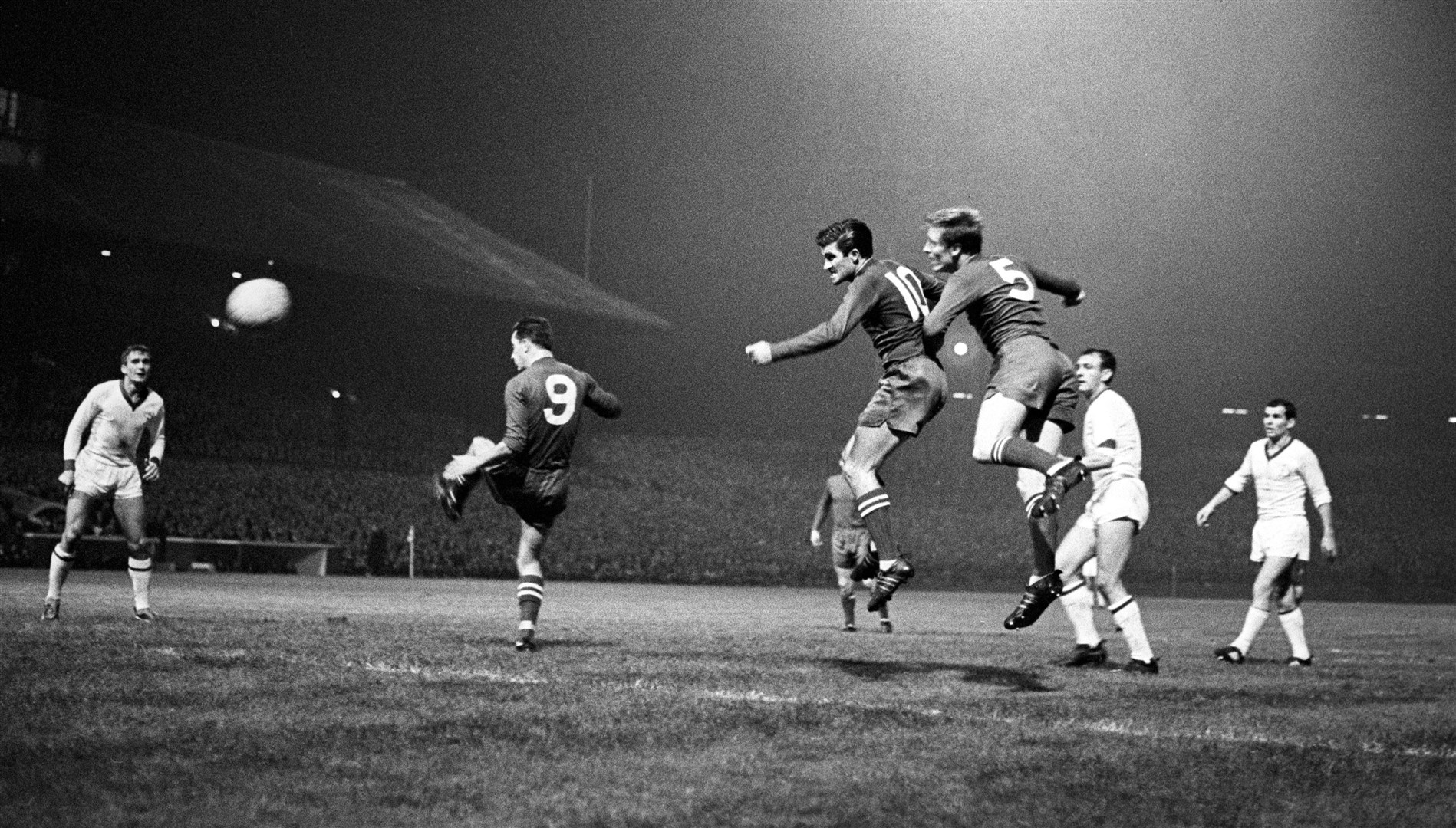 Bertie Auld heads the ball in a game against Dynamo Kiev at Celtic Park (PA)