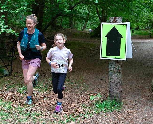 Maggie Walters of the Gidget Girls Female junior team on the run in the Grantown Try Tri.