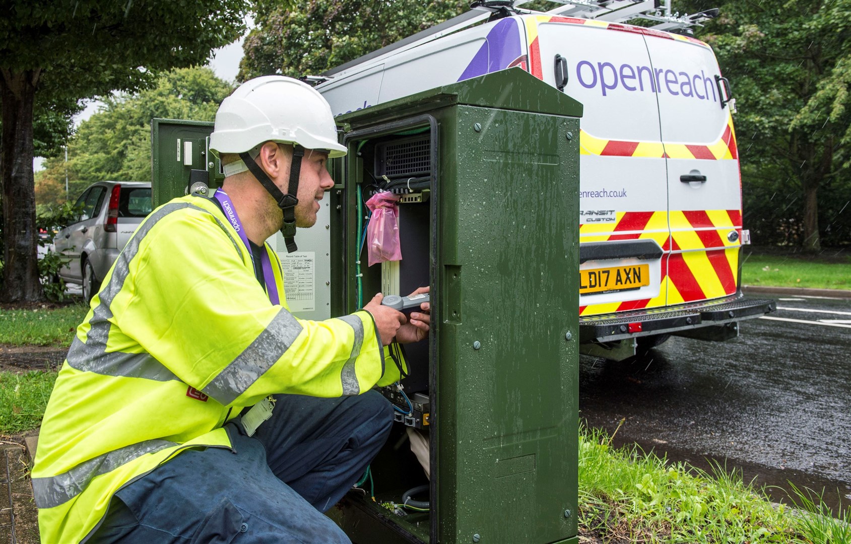 BT Openreach fixing broadband (stock picture).