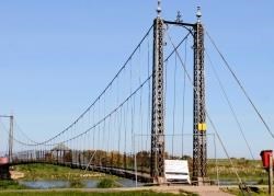 Alexandra Bridge .... safety warning