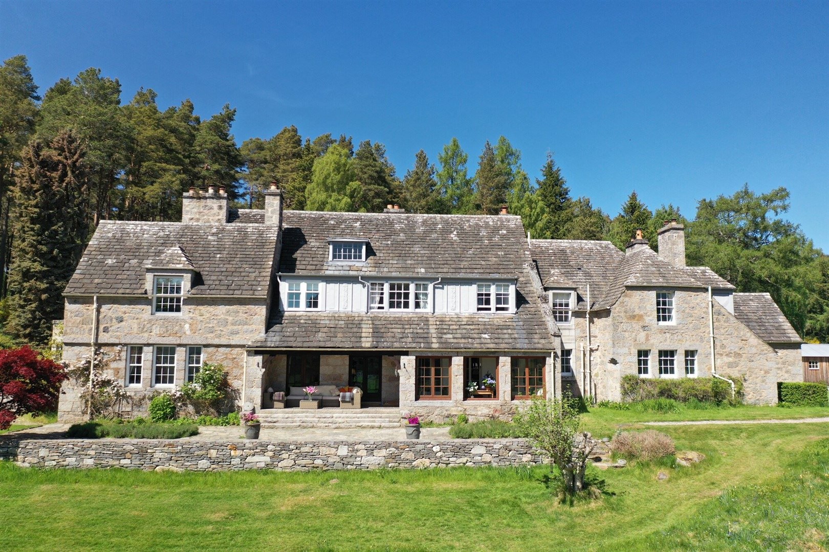 Broomhill is a very handsome property with commanding views to the Cairngorms.