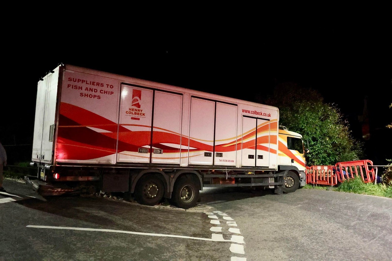 The lorry jammed at the tight corner near trhe Clock Tower