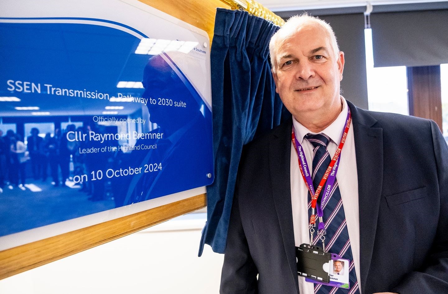 Cllr Raymond Bremner opened the new Pathway to 2030 suite at SSEN Transmission's Inverness office.
