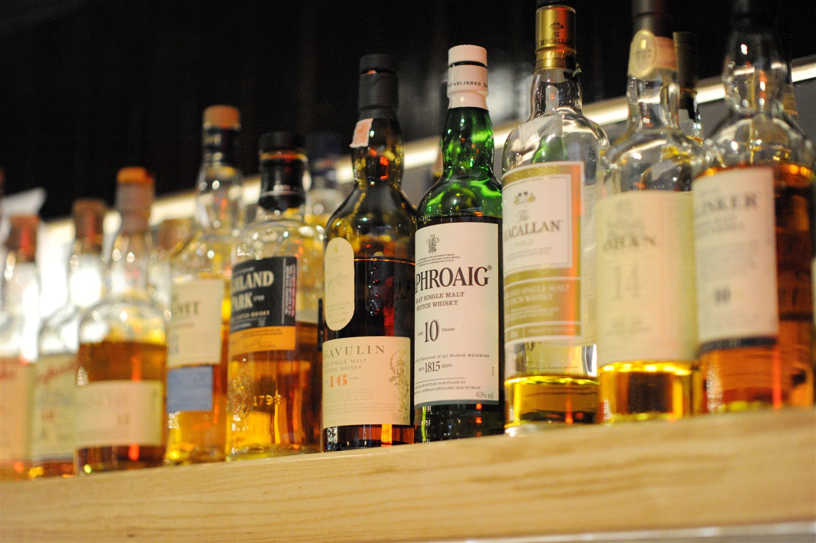 Could new proposals lead to a tightening of the rules around alcohol advertising in Scotland?