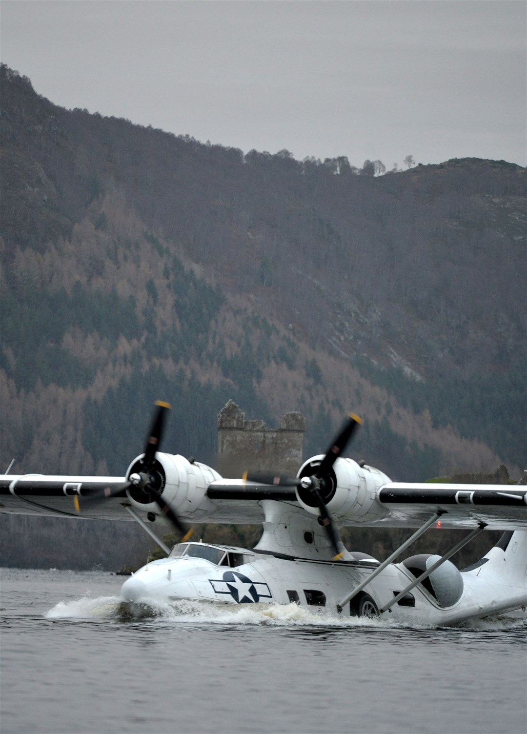 Catalina being put back into the water at Loch ness, Drumnadrochit....Picture: Callum Mackay..