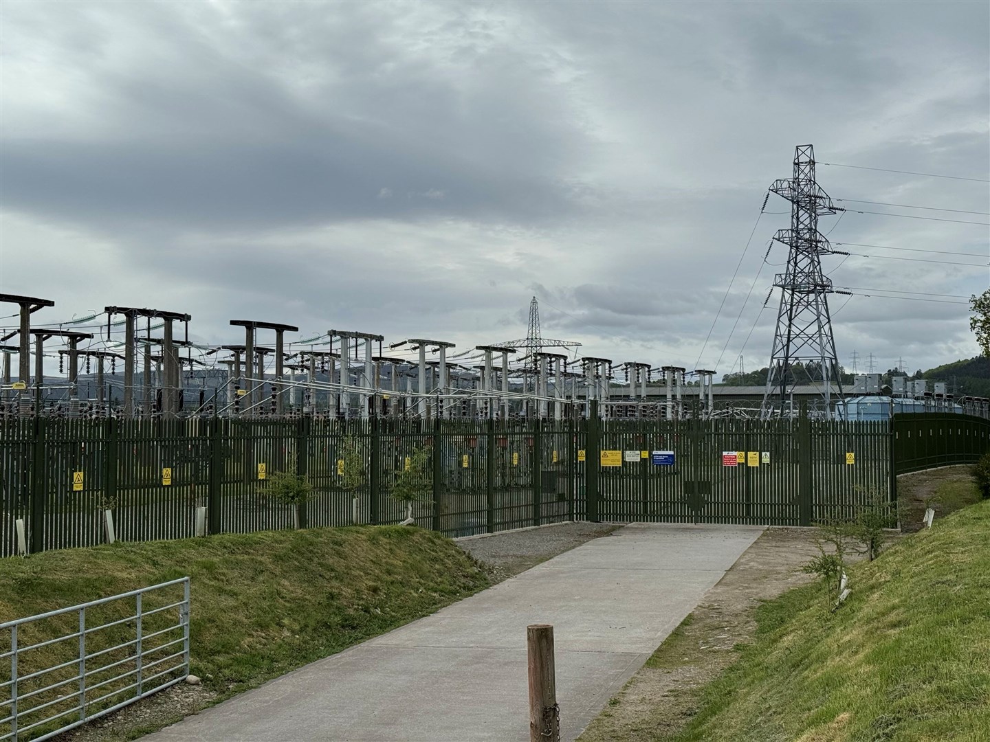 Exisiting developments like the substation at Beauly should be included on the map along with proposed future schemes.